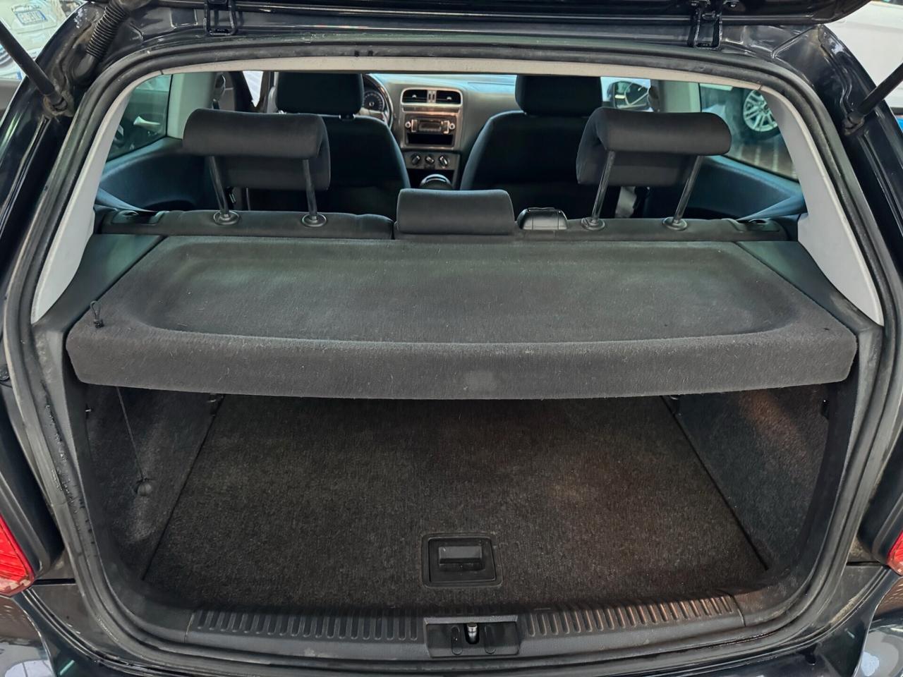 Volkswagen Polo 1.6 TDI 90CV DPF 3 porte R-Line - IDEALE PER NEOPATENTATI