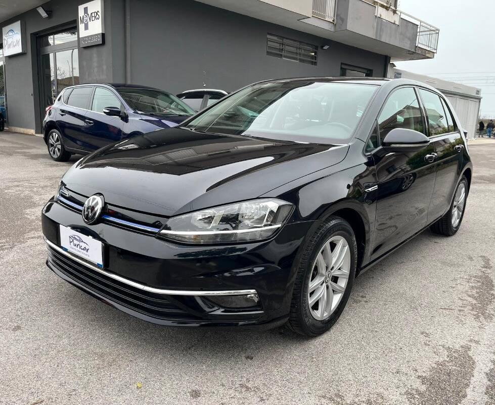 Volkswagen Golf 1.5 tgi Business 130cv dsg