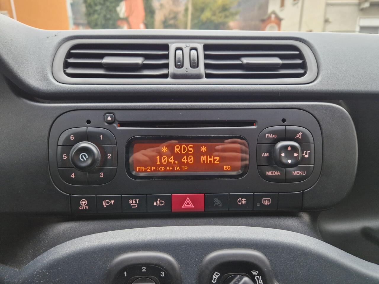 Fiat Panda 1.2 69CV Benzina Euro6, Clima, Servosterzo, Radio