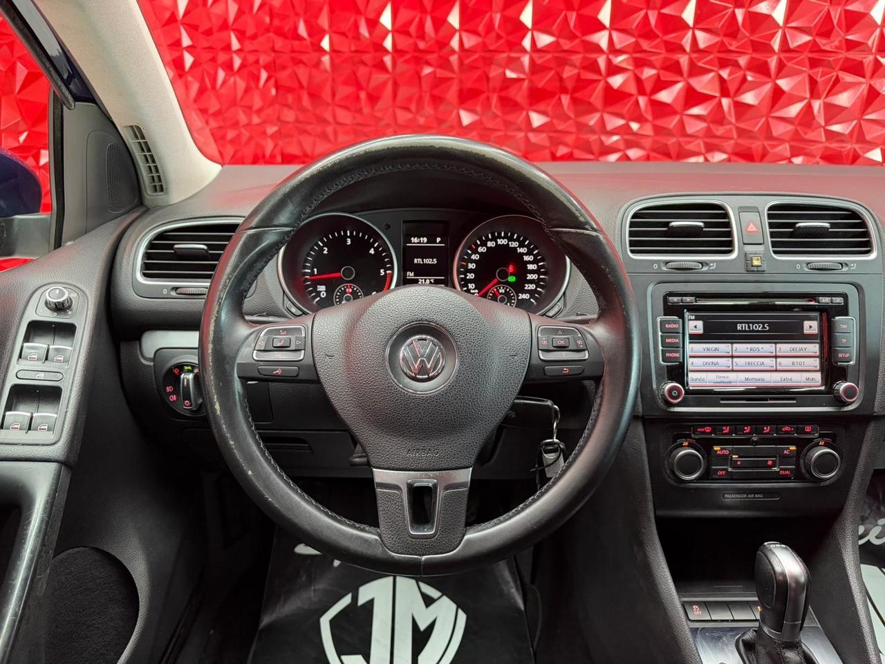 Volkswagen Golf 1.6 TDI DSG 5p. Highline OK NEOPATENTATI