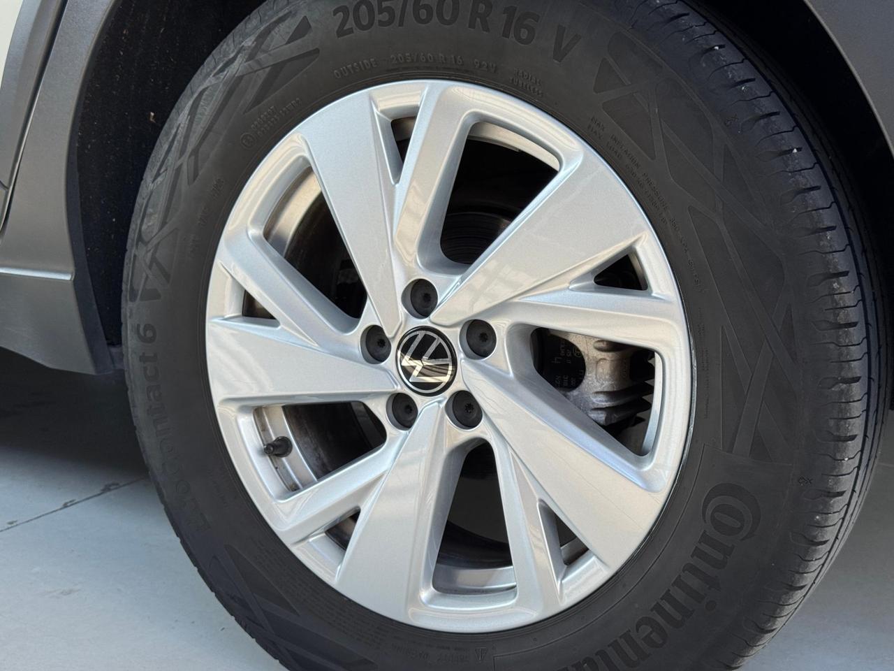 Volkswagen Taigo 1.0 tsi Life 110cv DSG CARPLAY