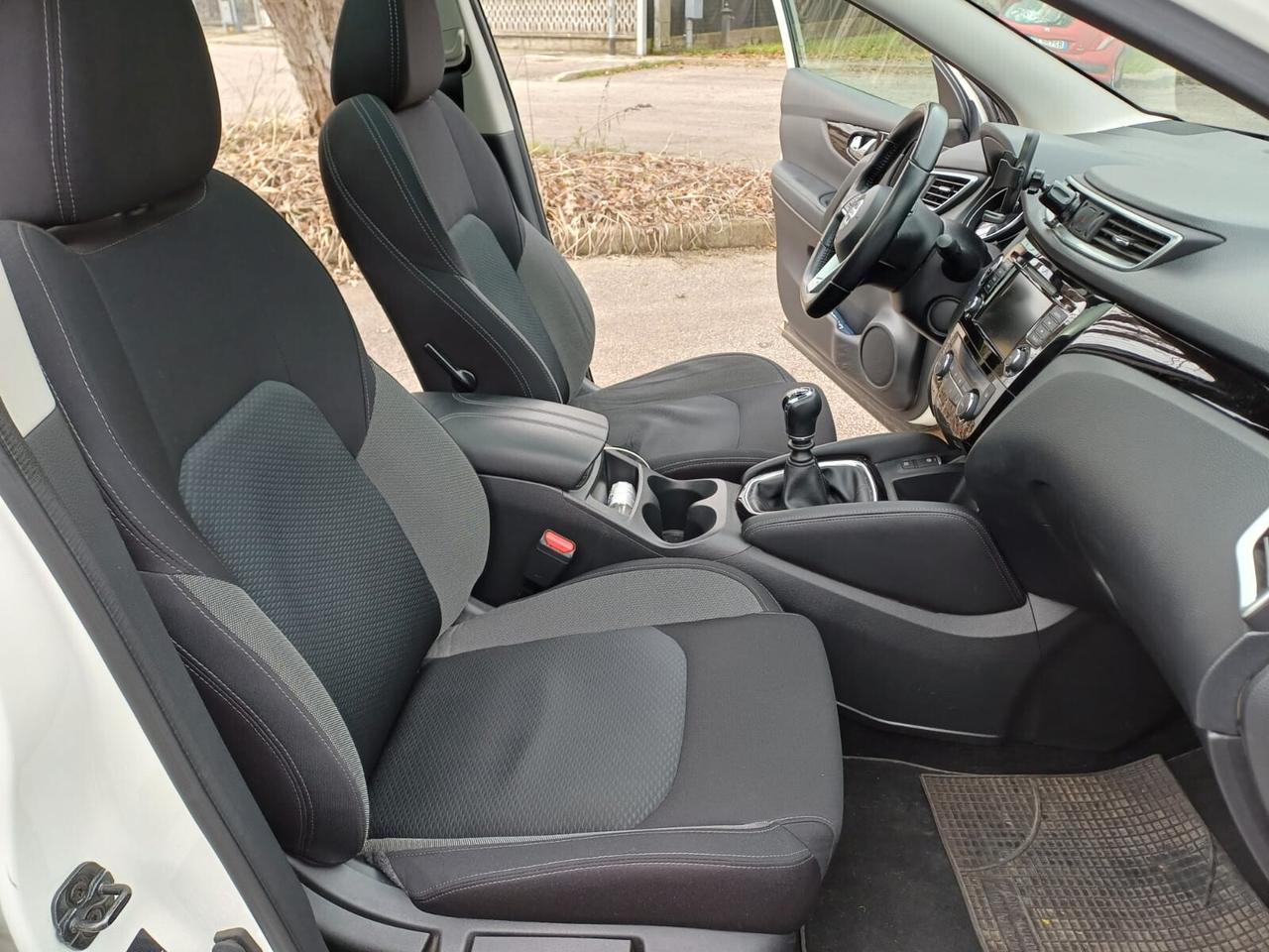 Nissan Qashqai 1.3 DIG-T 140 CV N-Connecta