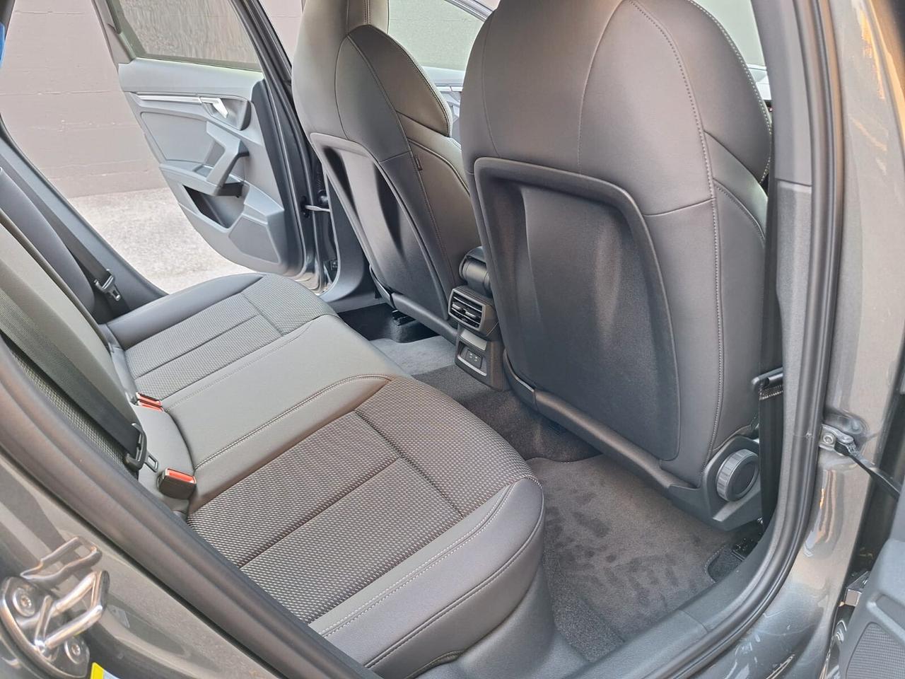 Audi A3 Sedan 35 TDI S tronic line edition