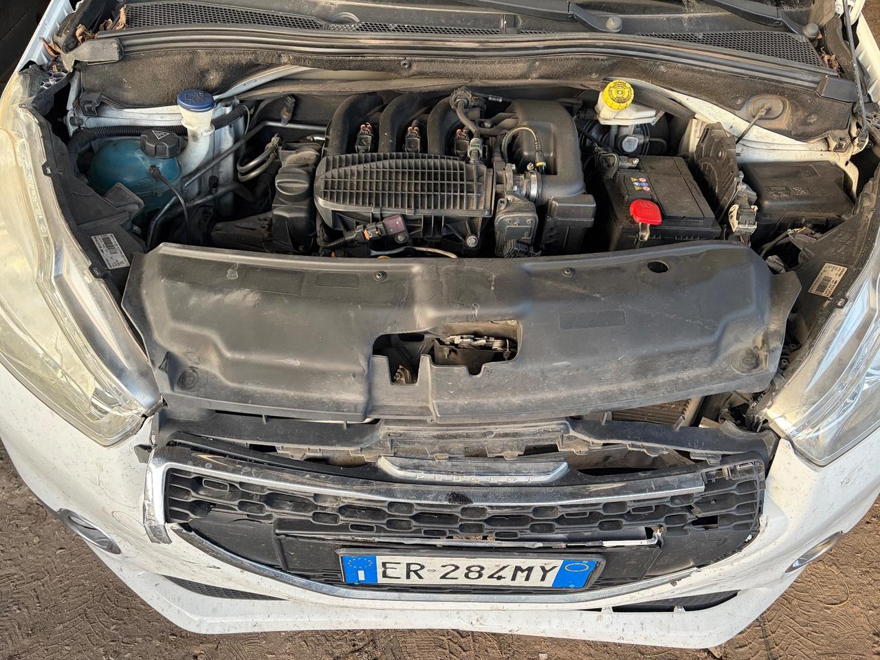 Peugeot 208 1.2 PURETECH INCIDENTATA MARCIANTE