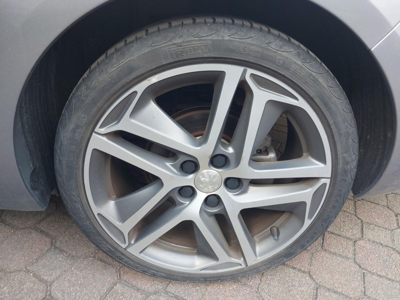 Peugeot 308 Allure 1.6 Blue HDI 120 SW