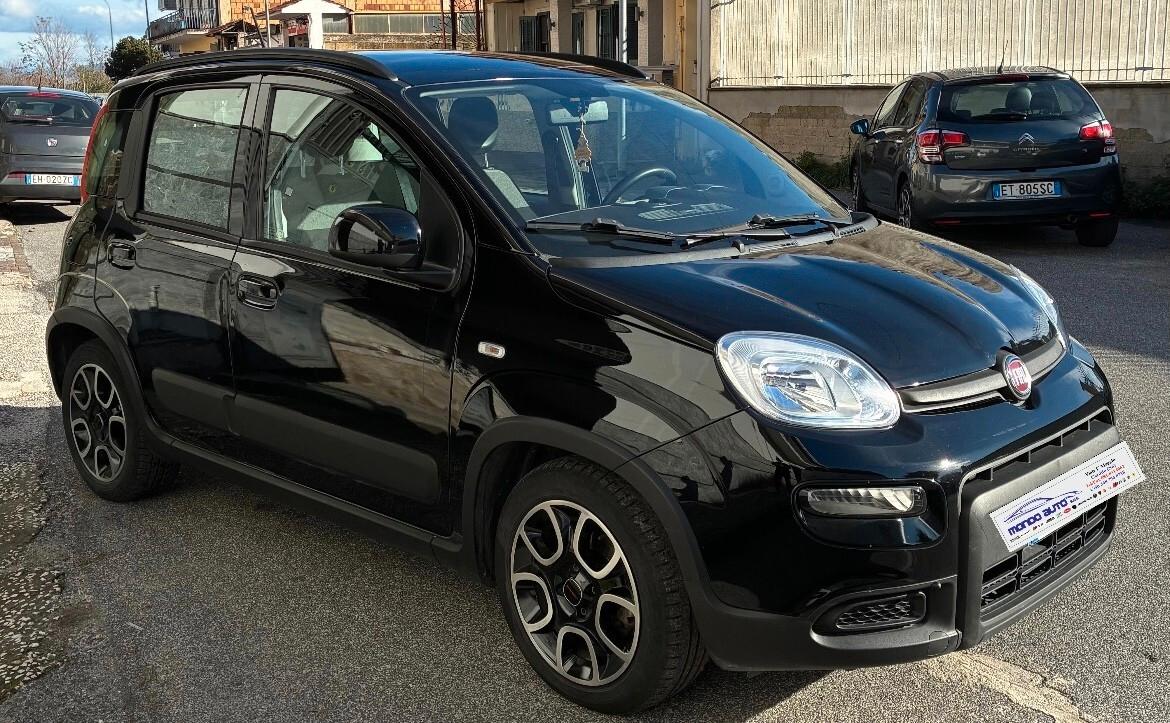 FIAT PANDA 1.2 70 CV 5 porte ECOSCHIC GPL LOUNGE