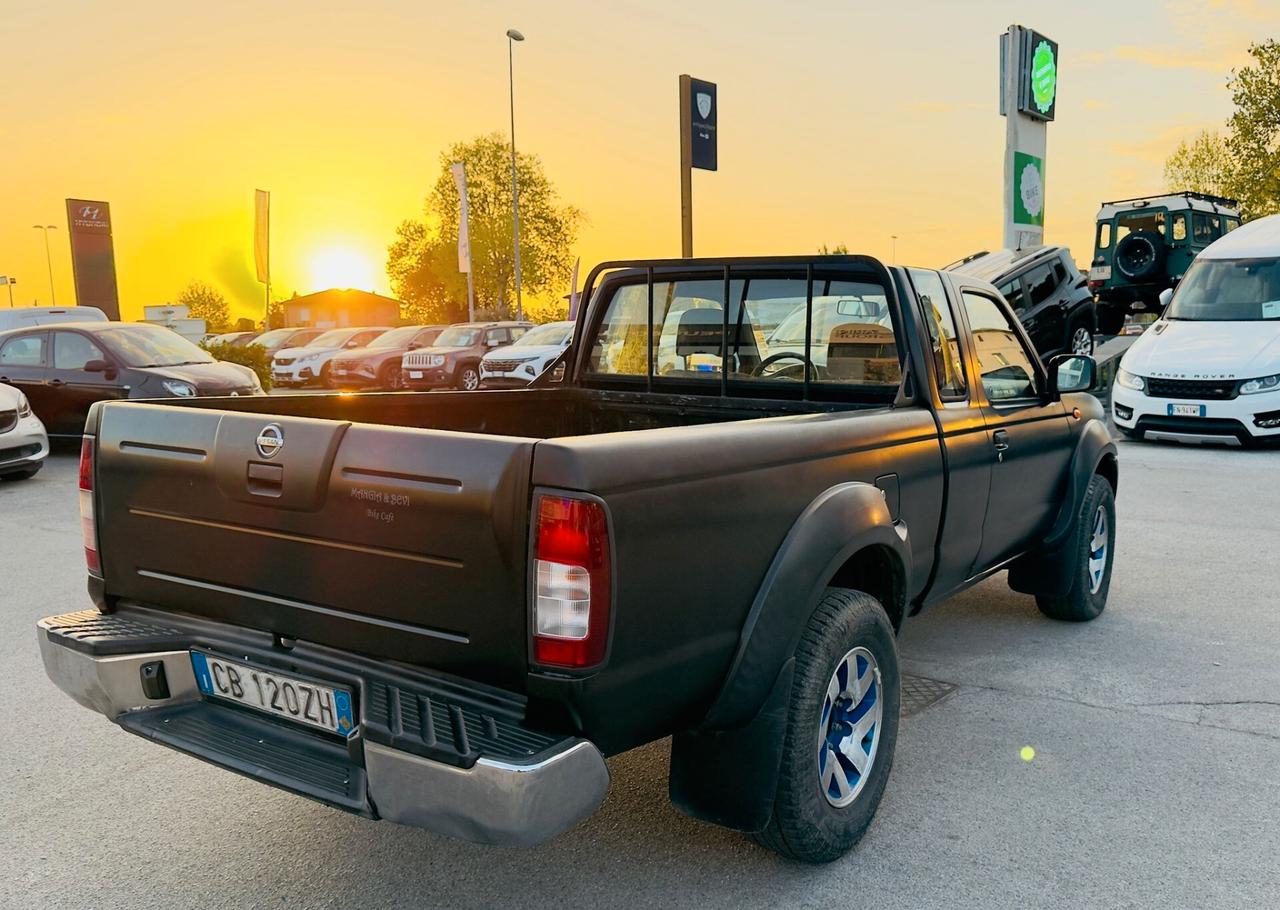 Nissan King Cab Navara 2.5