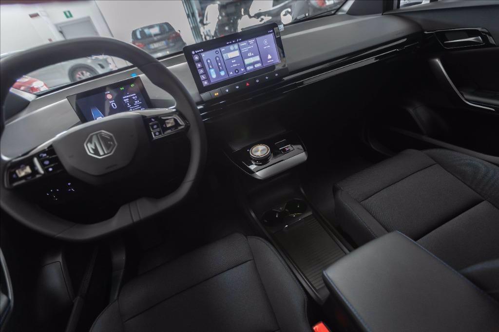 MG MG4 Standard del 2025