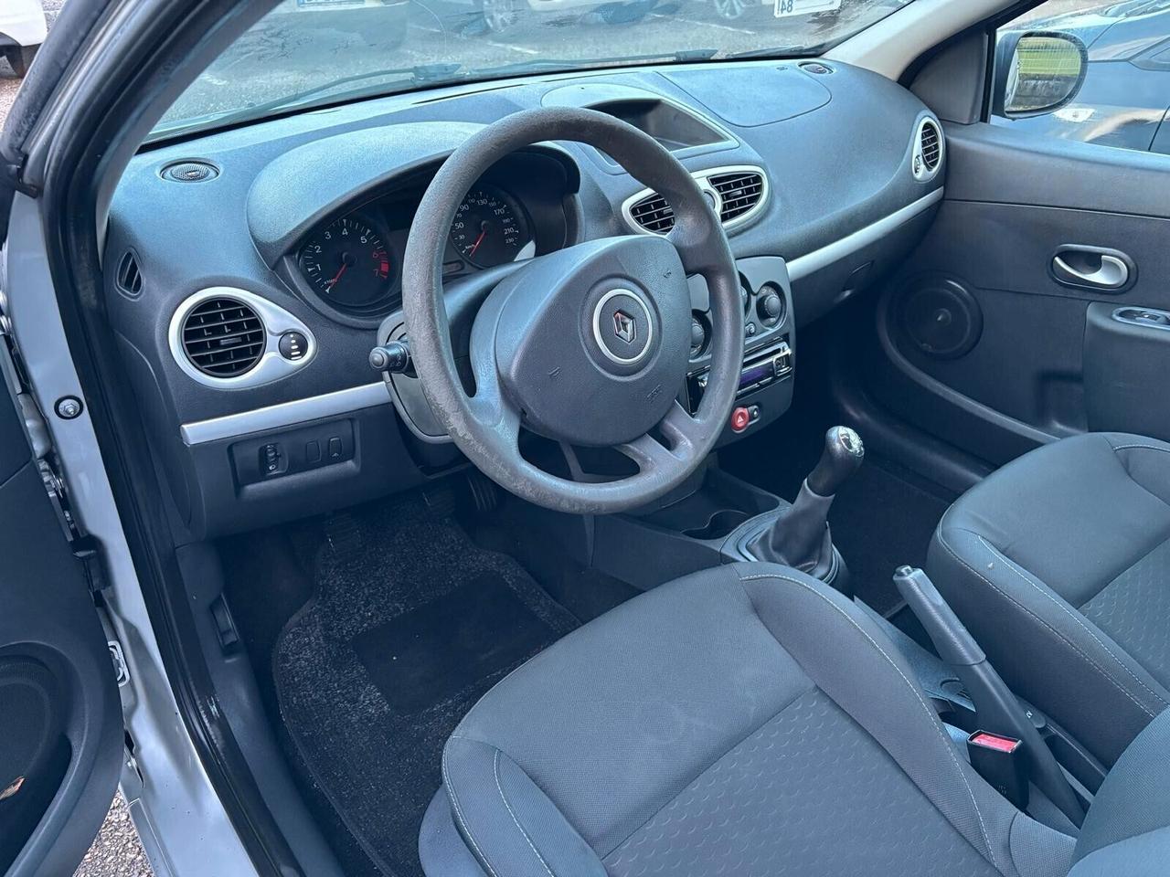 Renault Clio 1.2 5 porte - 2010