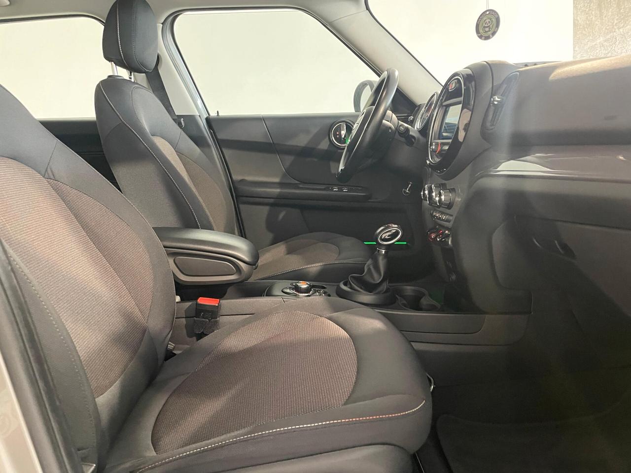 Mini Cooper D Countryman 2.0TDI 150CV AUTOMATICA