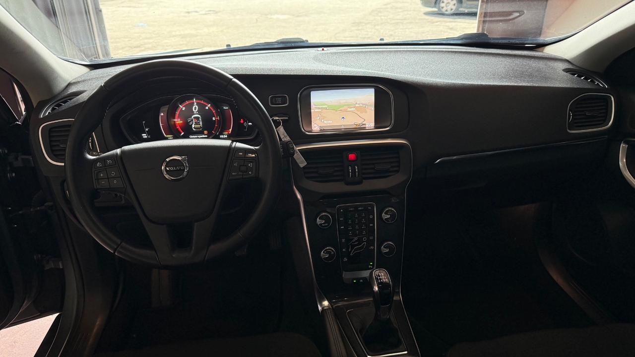 Volvo V40 D2 Business