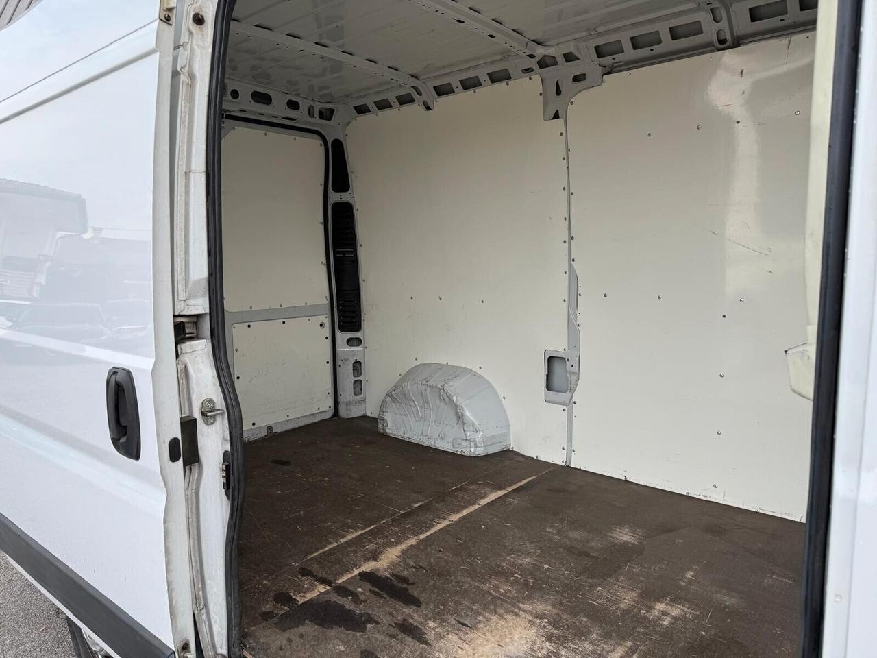 Peugeot Boxer 330 2.2 Diesel Furgone 3 posti