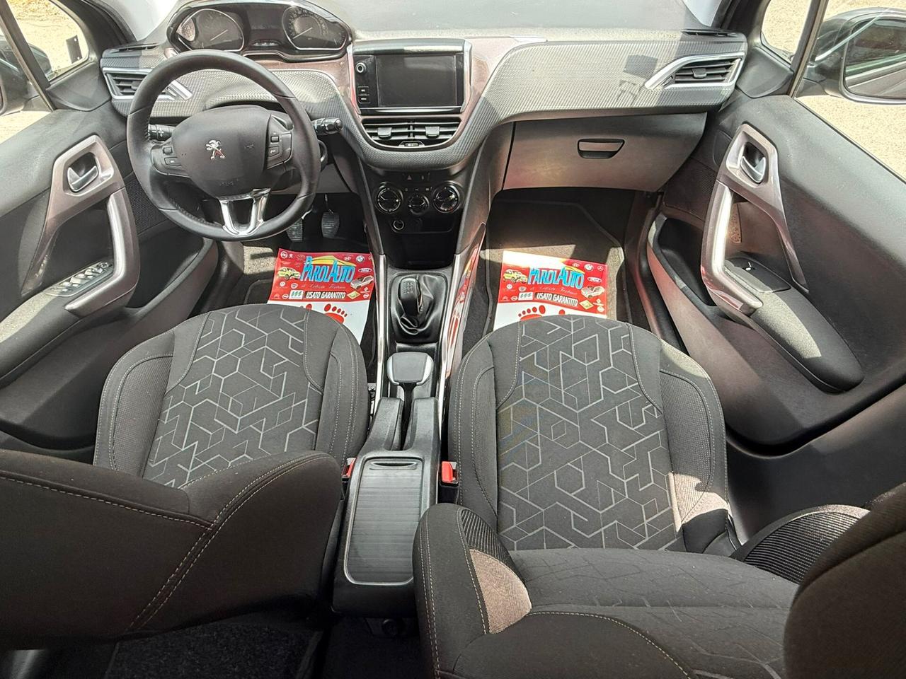 Peugeot 2008 1.6 e-HDi 92cv Urban Cross - 2014