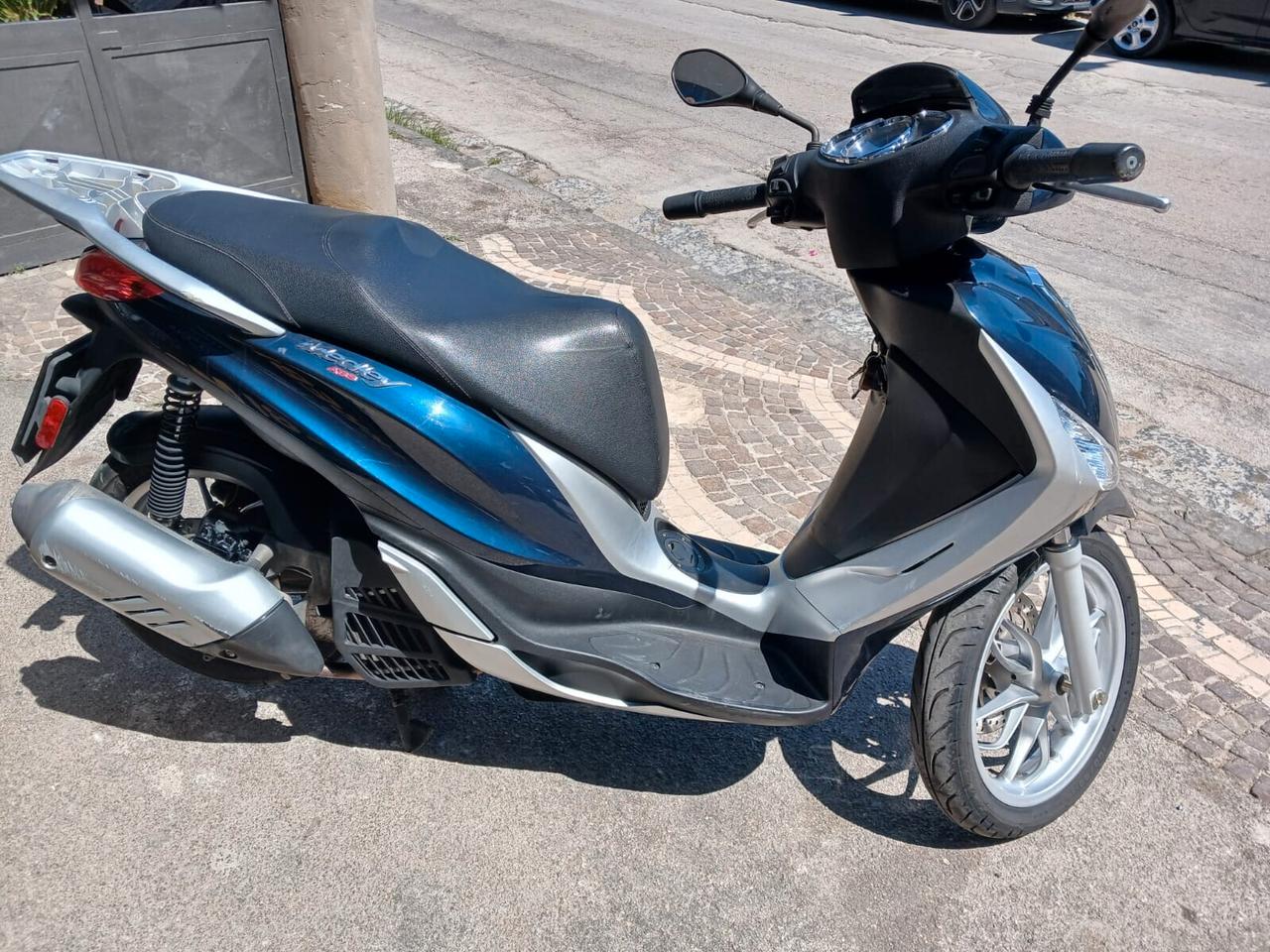 Piaggio Medley 125