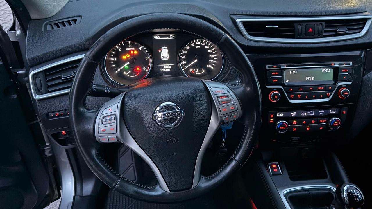 Nissan Qashqai 1.5 dCi Tekna