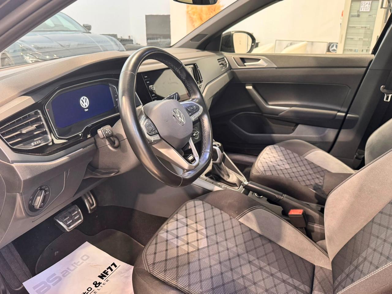 Volkswagen Taigo 1.0 TSI 115 CV DSG R-Line Plus