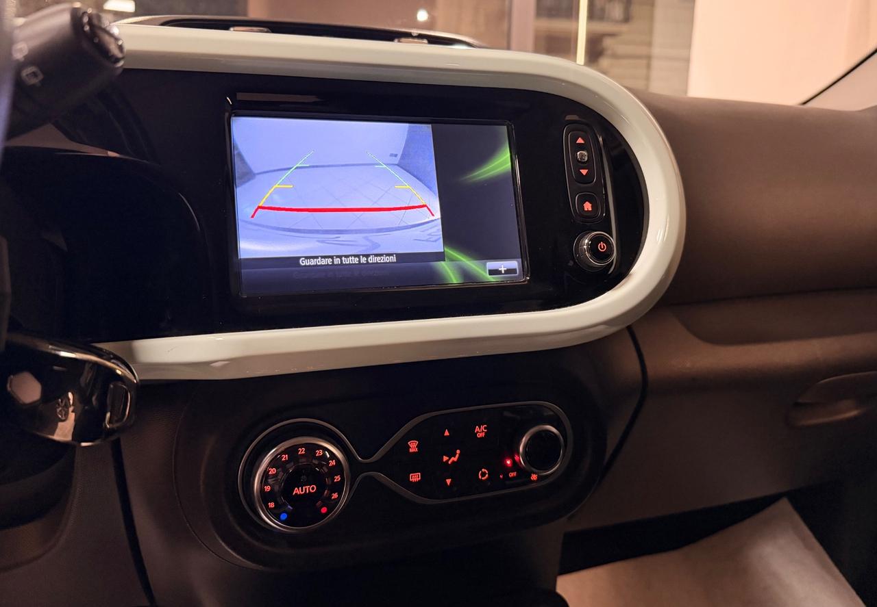 Renault Twingo automatica/pelle/led ed.La Parisienne