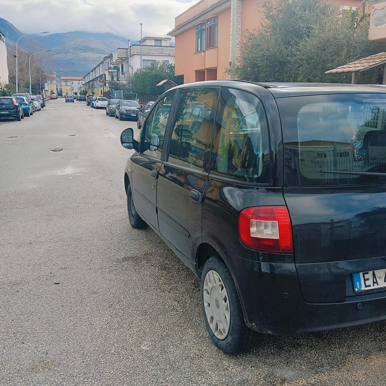 Fiat Multipla 1.6 16V Natural Power Dynamic