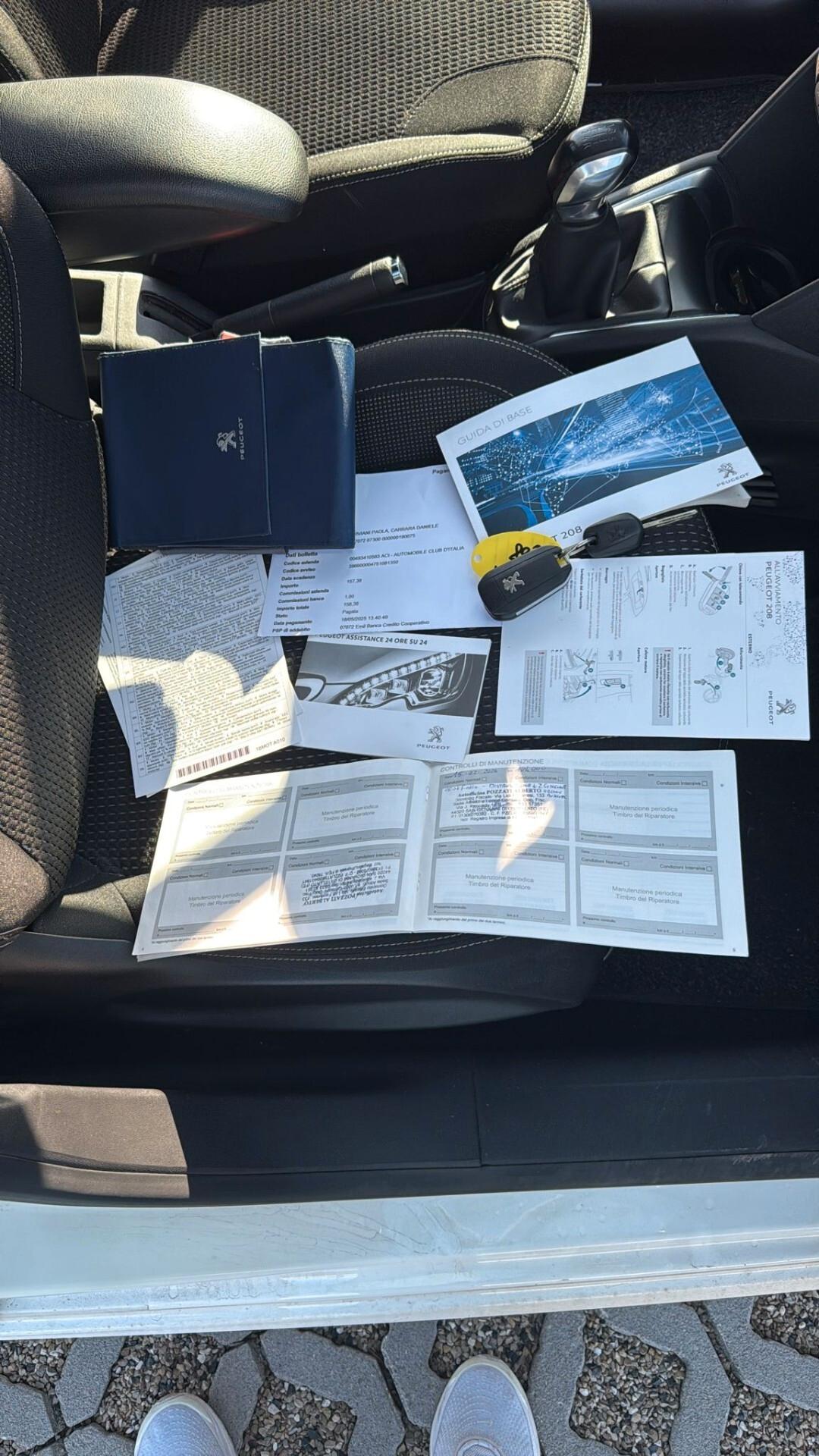 Peugeot 208 PureTech 82 5 porte Allure