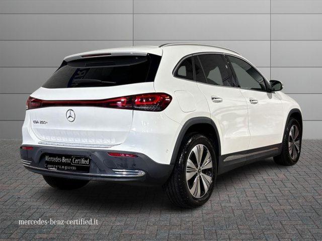 MERCEDES-BENZ EQA 250+ Sport Plus