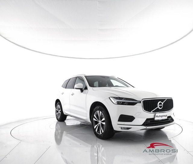 VOLVO XC60 B4 (d) AWD Geartronic Business Plus