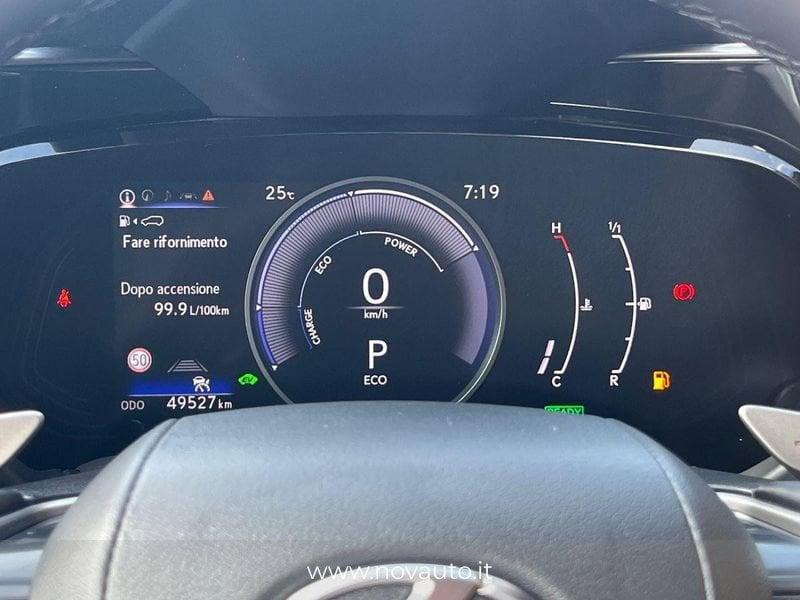 Lexus NX Hybrid Premium 4WD MY22