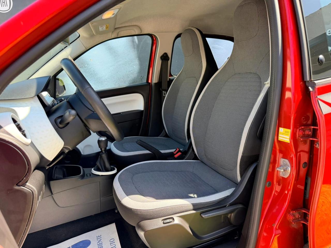 Renault Twingo SCe 65 CV Intens