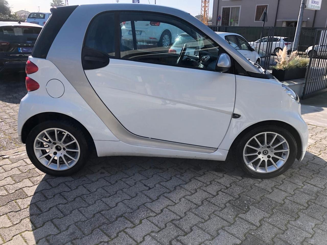 Smart ForTwo 1000 52 kW coupé passion GARANZIA EUROPEA CONFORMGEST 24 MESI RINNOVABILE FINO A 36 MESI!!!