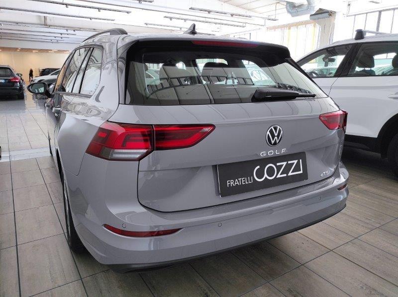 VOLKSWAGEN Golf 8ª serie - Golf Variant 1.0 eTSI EVO DSG Life