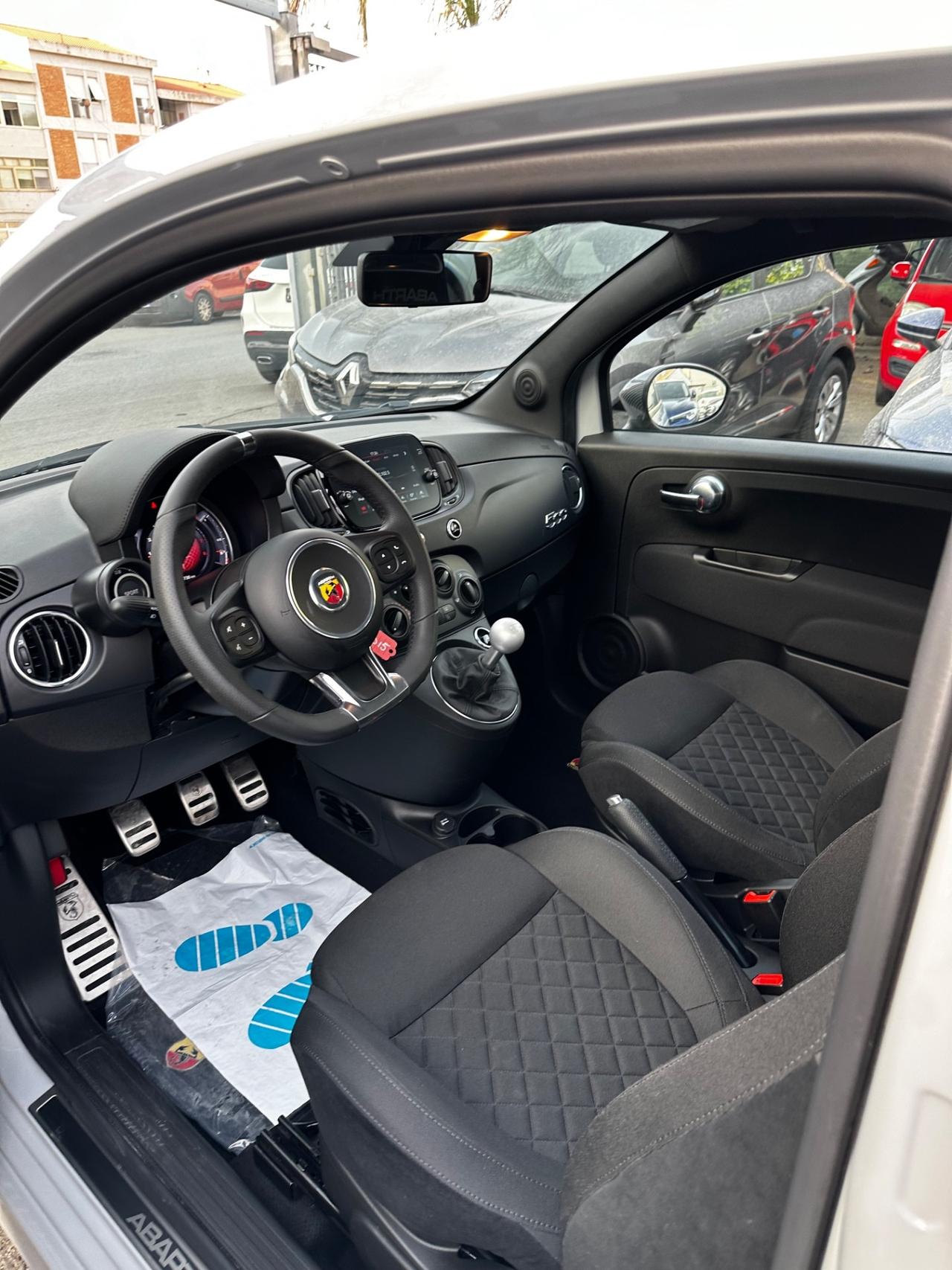 Abarth 595 1.4 Turbo T-Jet 165 CV