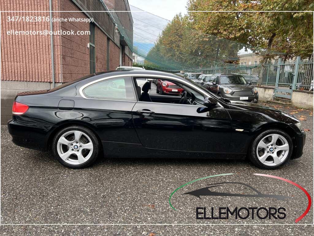 BMW Serie 3 Coupe 325 i Attiva