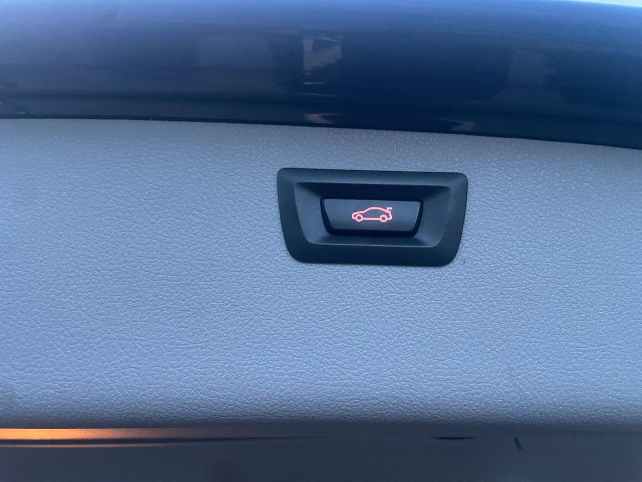 Bmw 318 318d Touring Business Advantage aut.