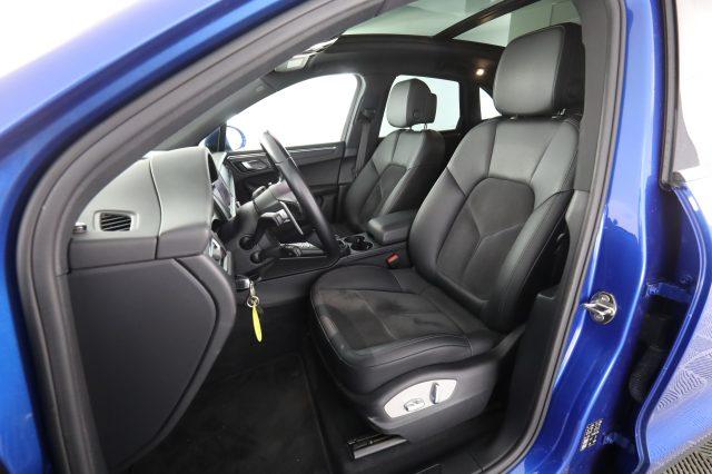 PORSCHE Macan Macan
