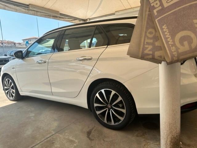 FIAT TIPO 1,6 MJ LOUNGE 2017