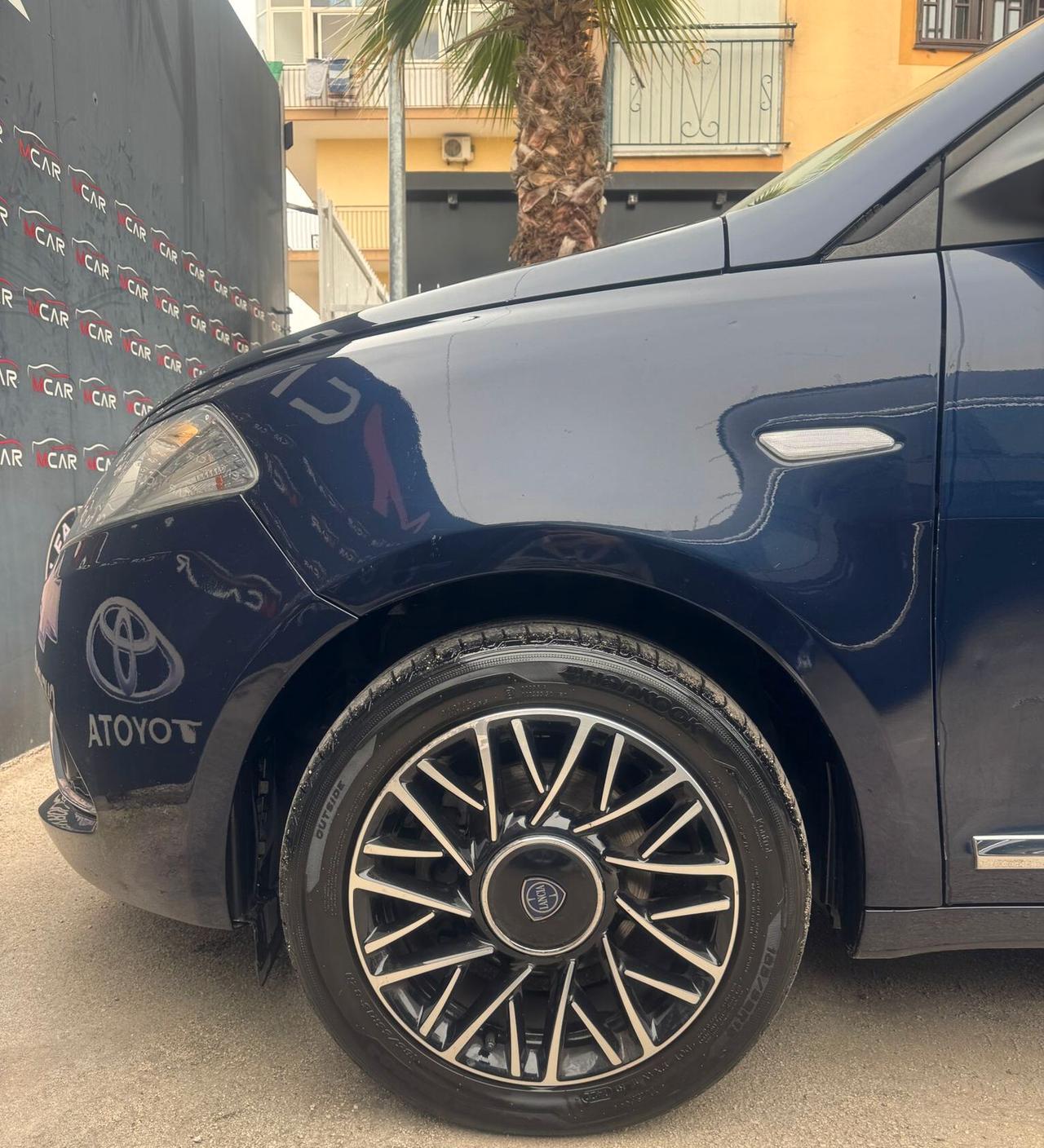 Lancia Ypsilon 1.2 69 CV 5 porte GPL Ecochic Gold