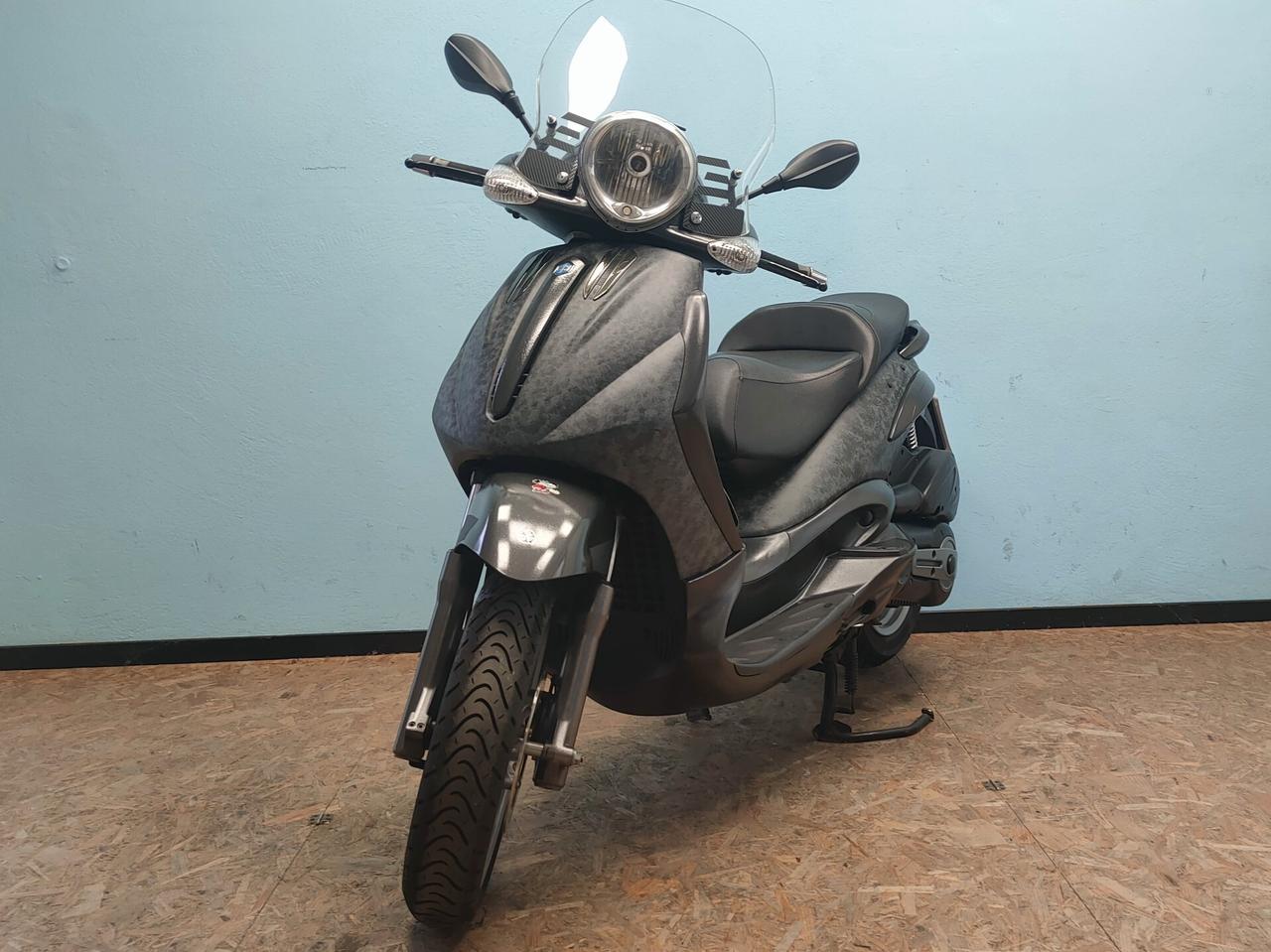 Piaggio Beverly 500: grintoso e con grande personalità