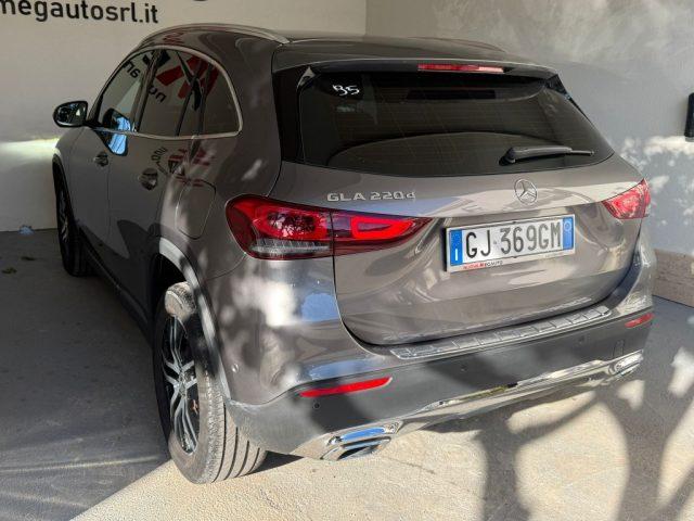 MERCEDES-BENZ GLA 220 d Automatic Sport Plus