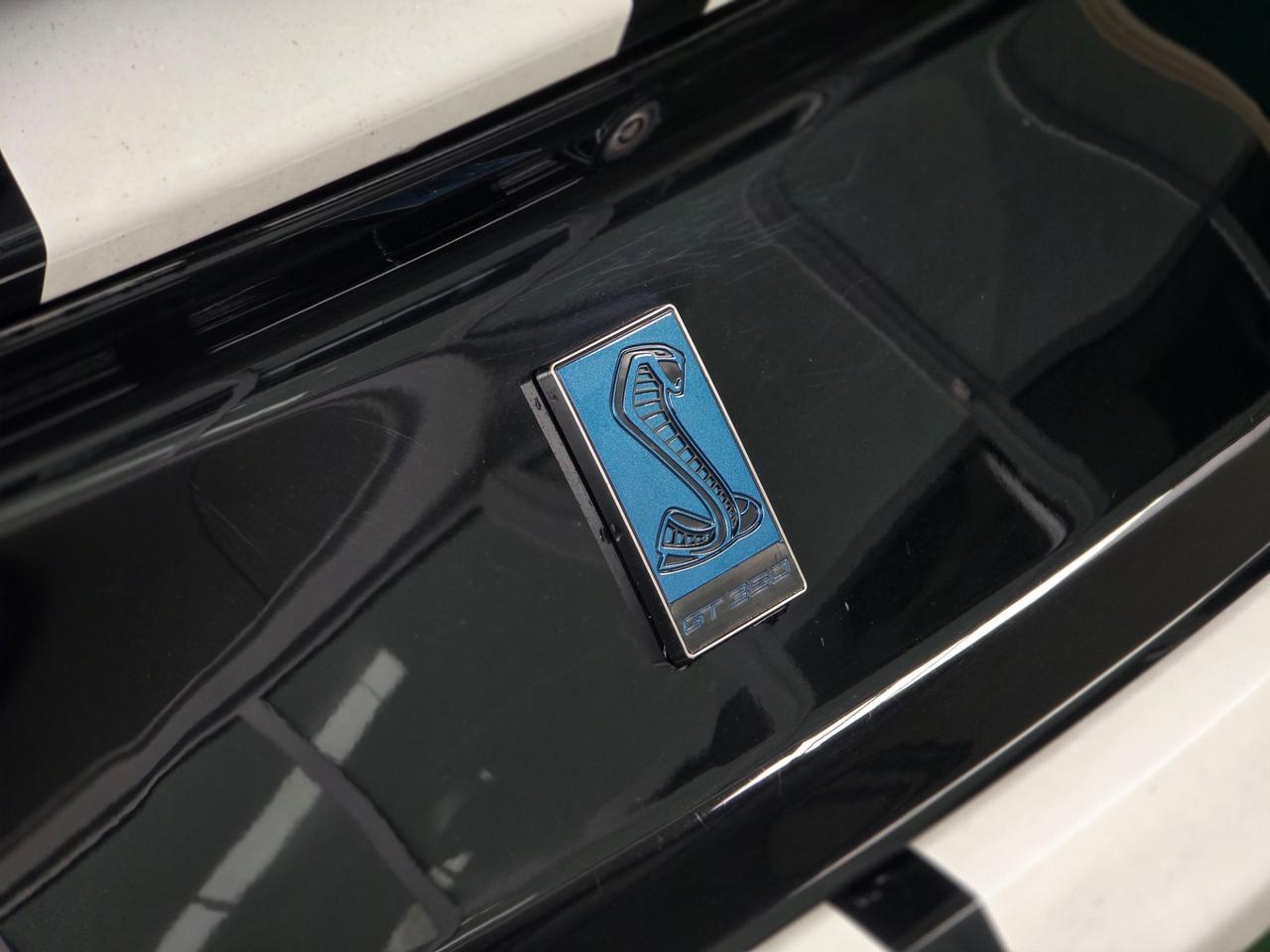 Ford Mustang Shelby GT350 5.2 V8