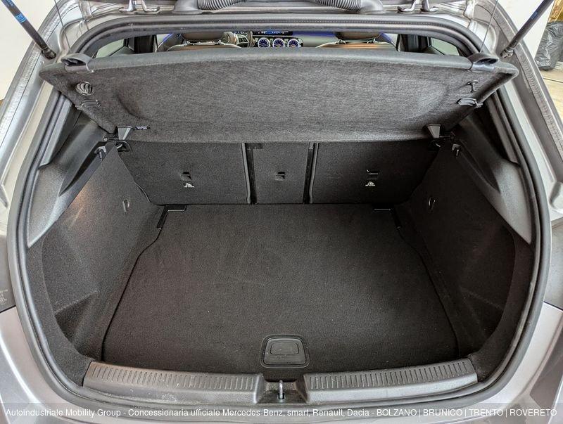Mercedes-Benz Classe A 180 D PROGRESSIVE ADVANCED PLUS AUTOMATIC ''NEOPATENTATI''