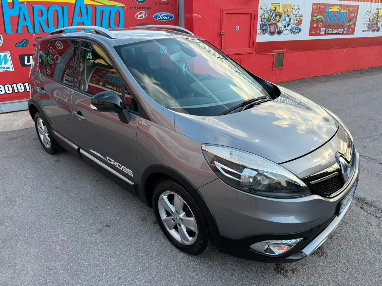 Renault Scenic XMod Cross 1.5 dCi 110cv - 2014