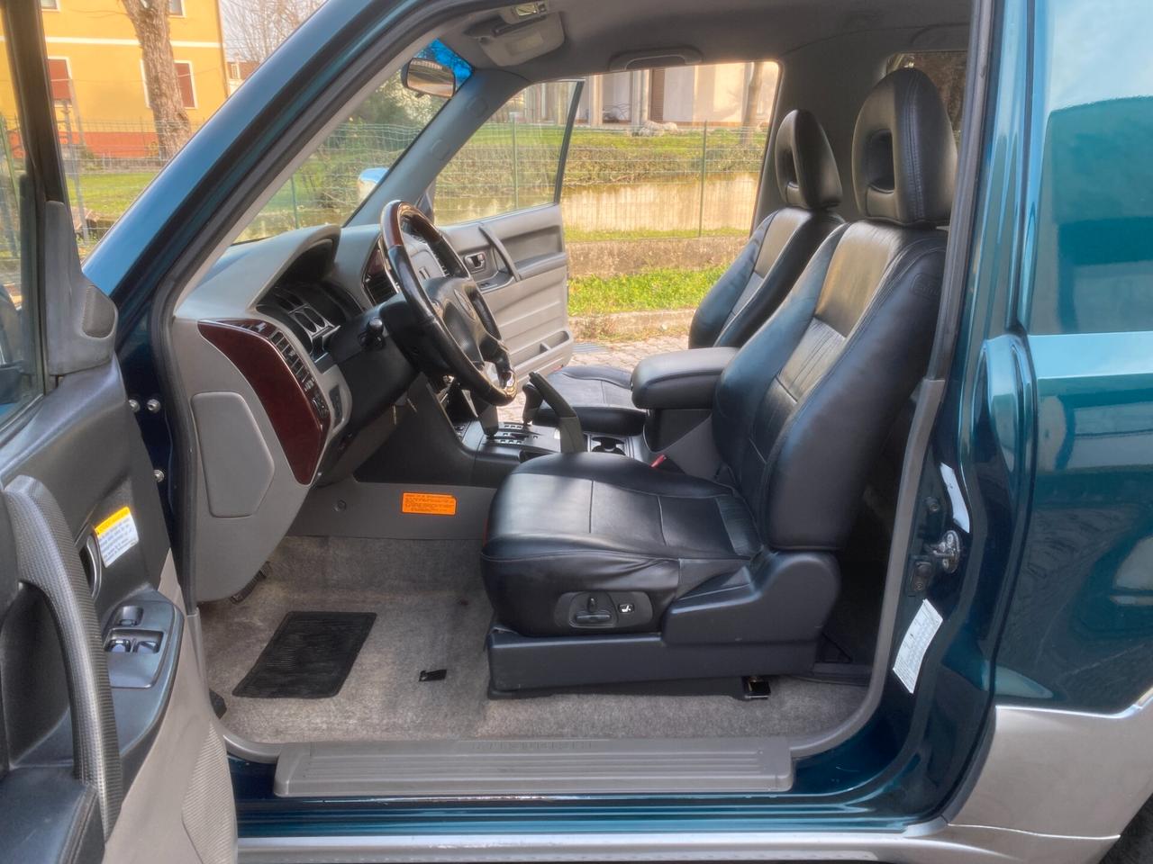 Mitsubishi Pajero 3.2DI-D GLS Autocarro Automatic