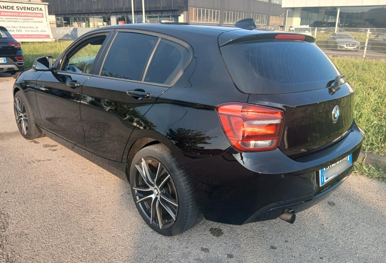 Bmw 114i 5p. Sport
