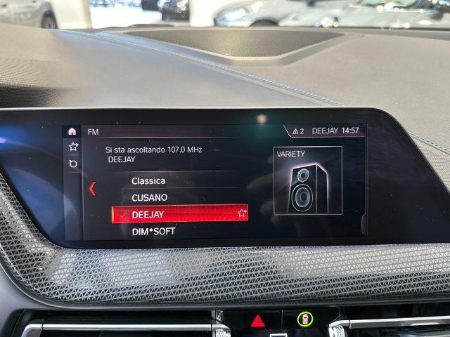 BMW 118 i Msport Auto - LED - 18" - Tetto - Carplay - Luci