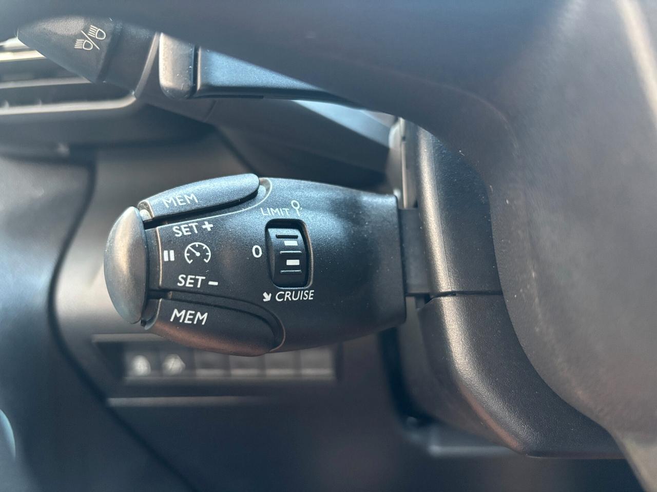 Citroen Berlingo BlueHDi 130 EAT8 M Shine- 2020