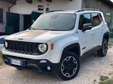 Jeep RENEGADE 2.0 MJT 4WD TRAILHAWK EU6B KMCERT