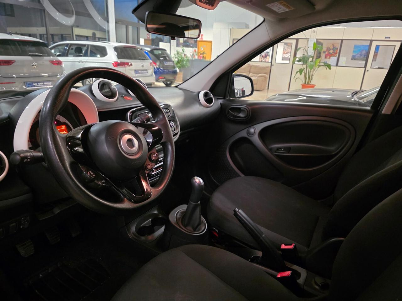 Smart ForFour 70 1.0 Youngster