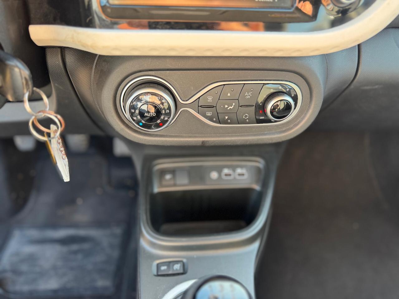 Renault Twingo 1.0cc SCe 65cv Equilibre