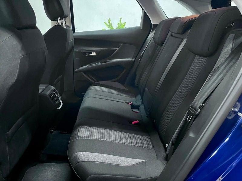 Peugeot 3008 BlueHDi 130 EAT8 S&S Allure
