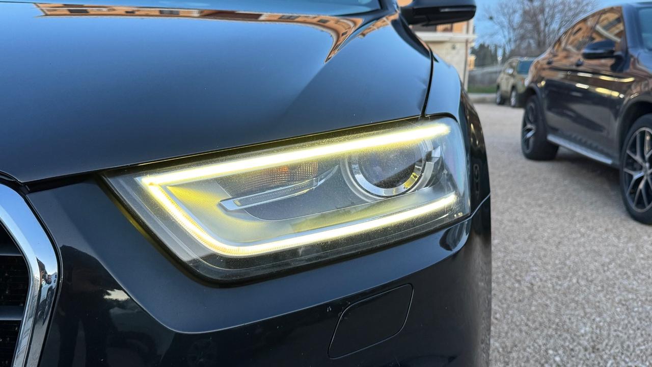 Audi Q3 2.0 TDI Buisness plus -2012