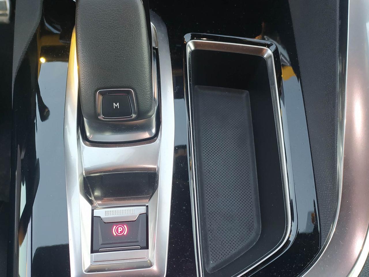 Peugeot 3008 GT Line 1.6 PureTech 180 #8152